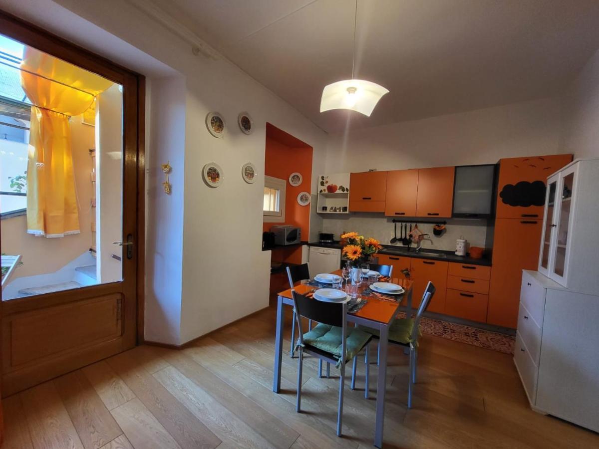 Appartamento Orange Lago Verbania Bagian luar foto