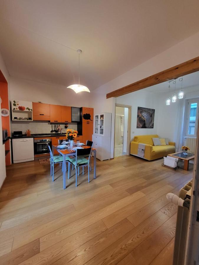Appartamento Orange Lago Verbania Bagian luar foto